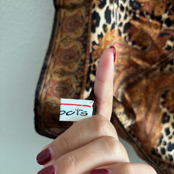 Vintage Talbots 100% Silk  Made in Italy Animal Print Scarf One Size - Picture 3 of 5